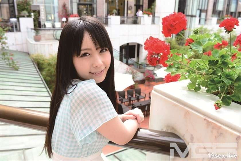 Gallery image for “只有不知道的女人才會賠錢！Ruka Kanae 用世界上最大的巨型雞巴進行強制口交、潮汐噴射和原始陰道射精。”