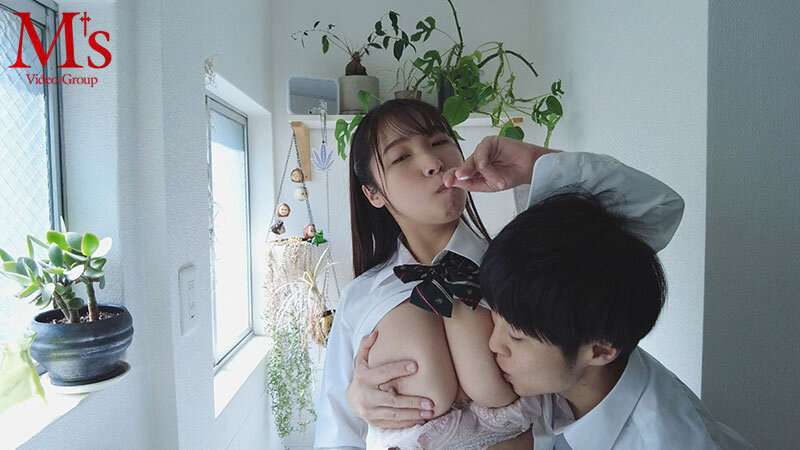 Gallery image for 日常乳房 我和一個大胸美麗女孩住在一起，她讓我射精，同時用她的微笑、母性和胸部溫柔地包裹著我，因為我很無助，還沒有斷奶。星野夏樹